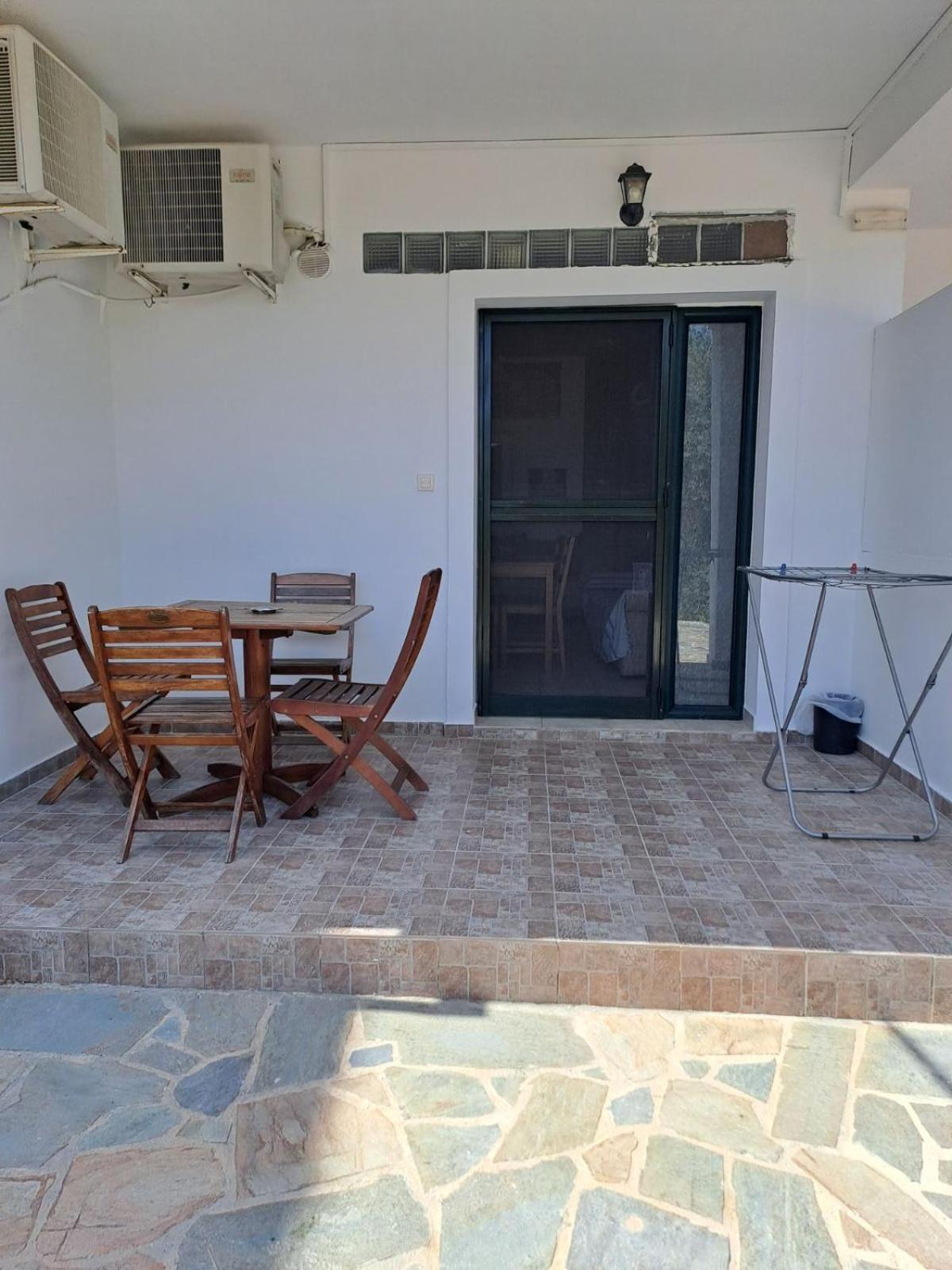 Flisvos Apartments Megalochori  Экстерьер фото