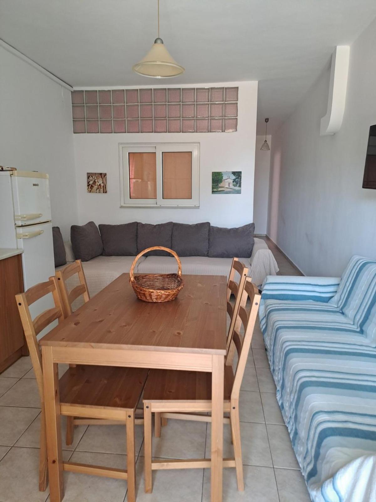 Flisvos Apartments Megalochori  Экстерьер фото